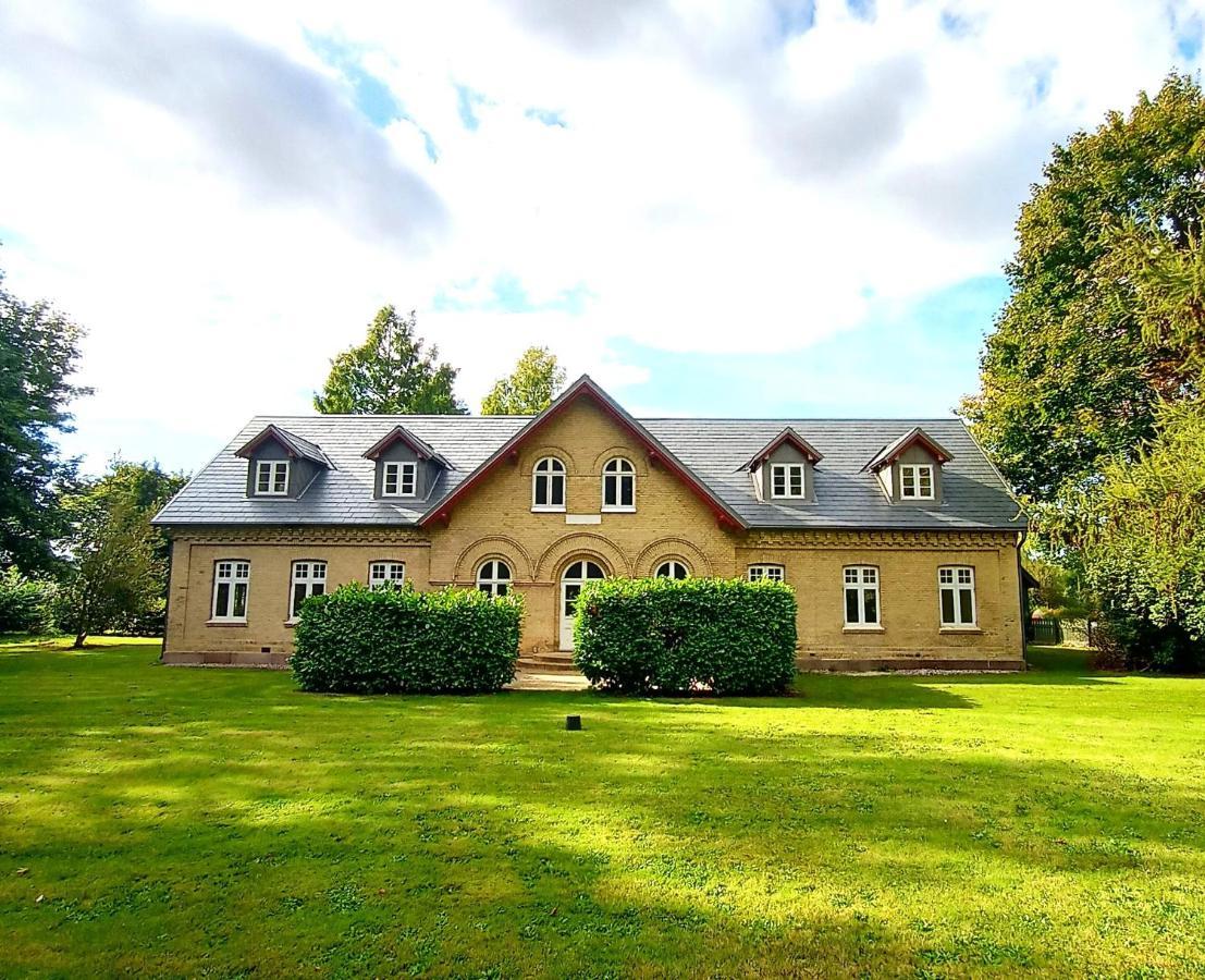In Danmark -petersminde Exclusive Appartamento *